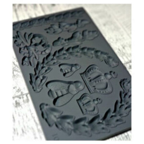 Laurel Mould by IOD