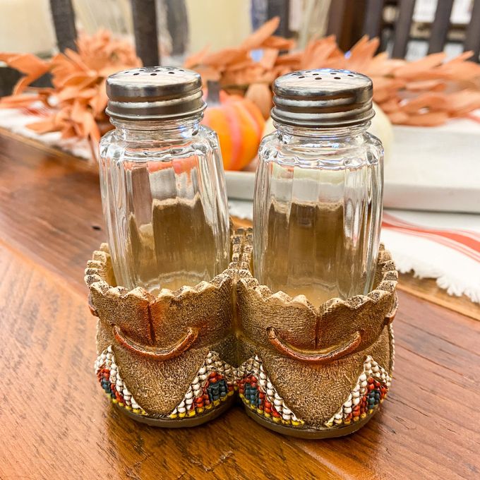 Native Beaded Boots Salt & Pepper Set