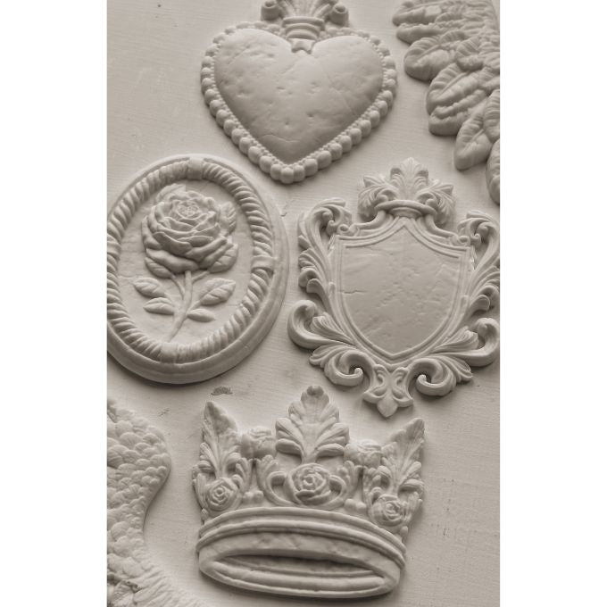 Heraldry Mould by IOD