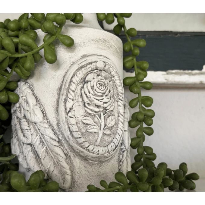 Heraldry Mould by IOD