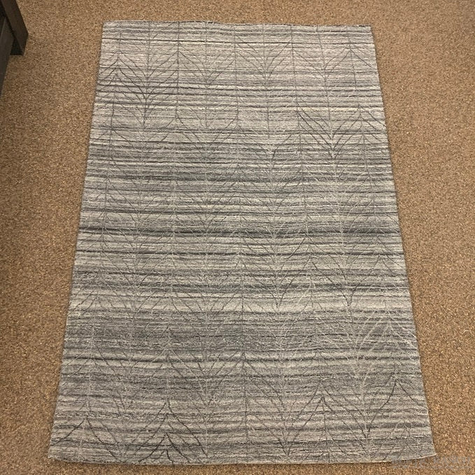 SILVER/GRAY PATTERN 5X8 RUG-Rustic Ranch