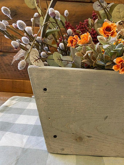 LARGE PINE TOTE TRAY WITH CURVED HANDLE - BARNBOARD GRAY-Rustic Ranch