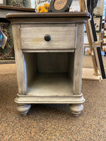 PLYMOUTH CHAIR SIDE TABLE-Rustic Ranch